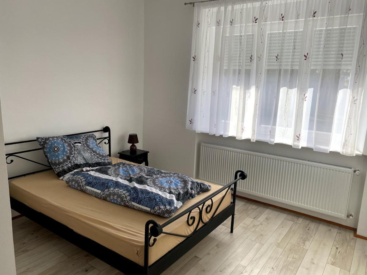 Hotel The Blue Csatalja Zewnętrze zdjęcie