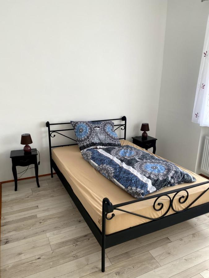 Hotel The Blue Csatalja Zewnętrze zdjęcie